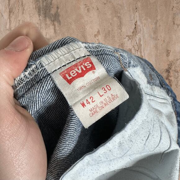 Vintage Levis 517 Jeans Bootcut Flared Fit Medium Wash Denim Made in USA 80s - Picture 6 of 6